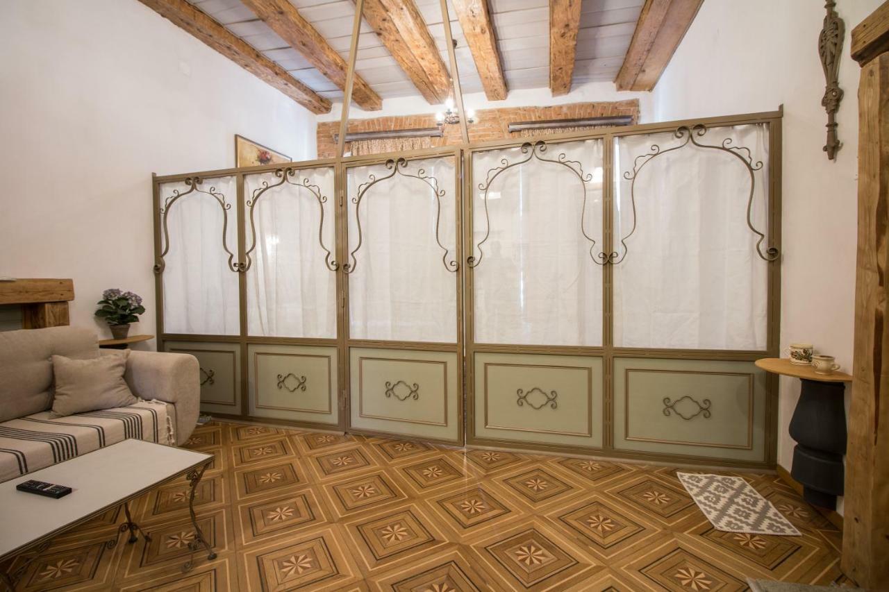 1881 Brasov Old Town Apartments Екстериор снимка